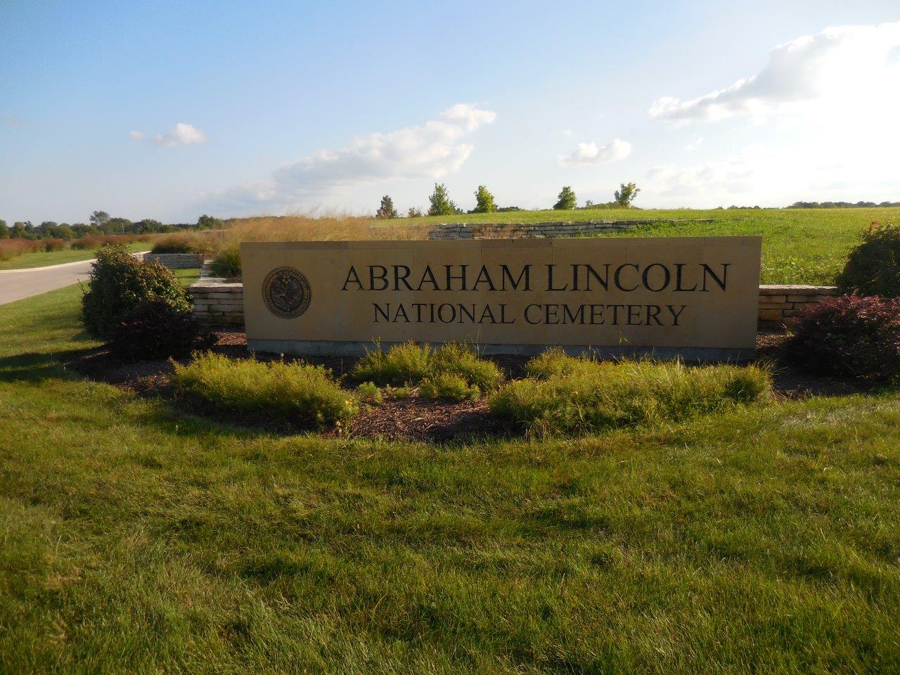 Abraham Lincoln statue at Abraham Lincoln National Cemetery