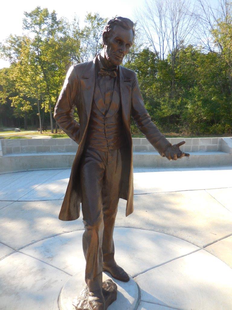 Abraham Lincoln statue at Abraham Lincoln National Cemetery