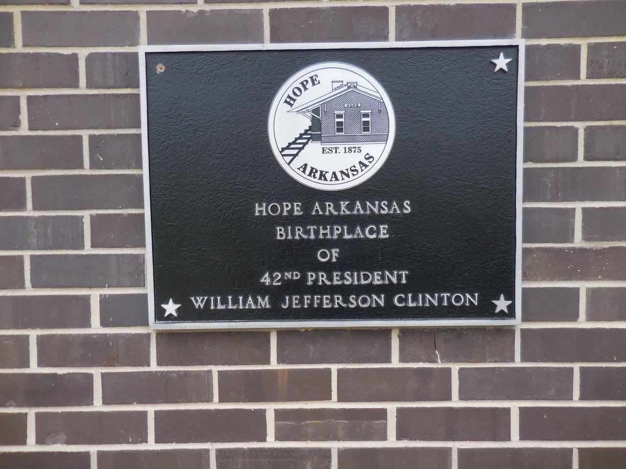 Bill Clinton historical marker - Hope