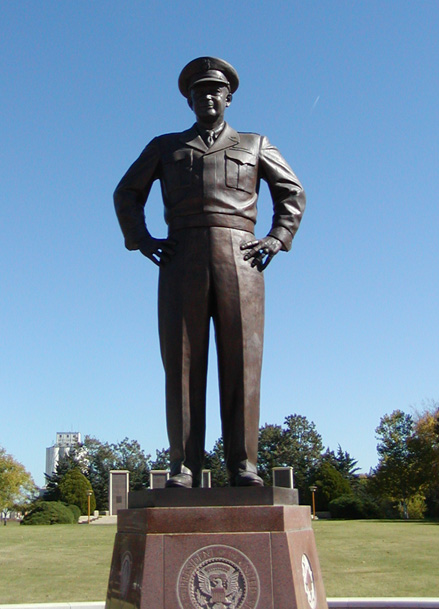 Dwight D. Eisenhower statue in Abilene, Kansas 