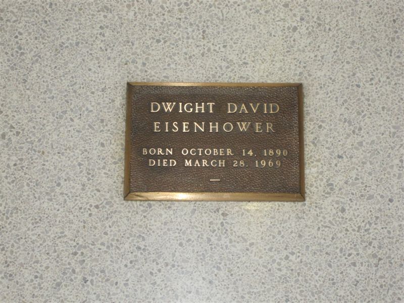 Dwight Eisenhower grave marker
