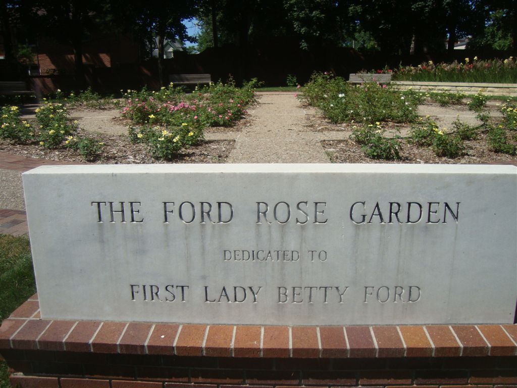 Ford Rose Garden Monument