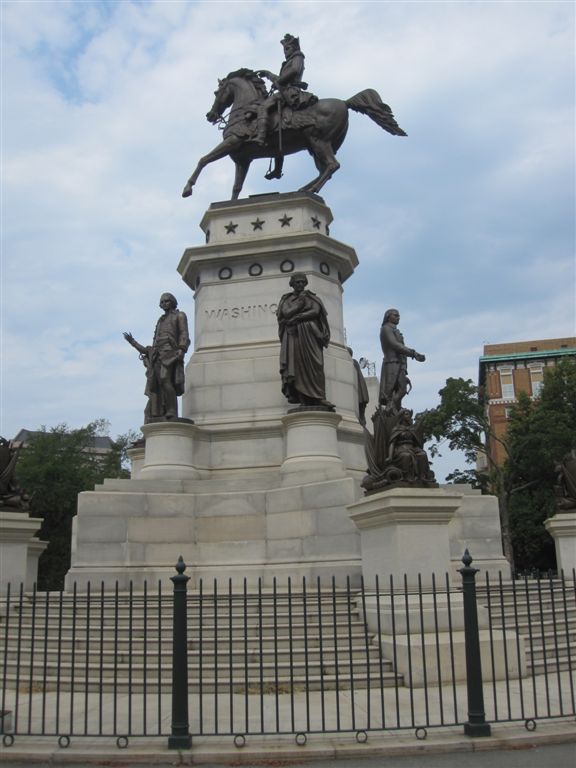 Jefferson statue outside Virginia's Capitol in Richmond