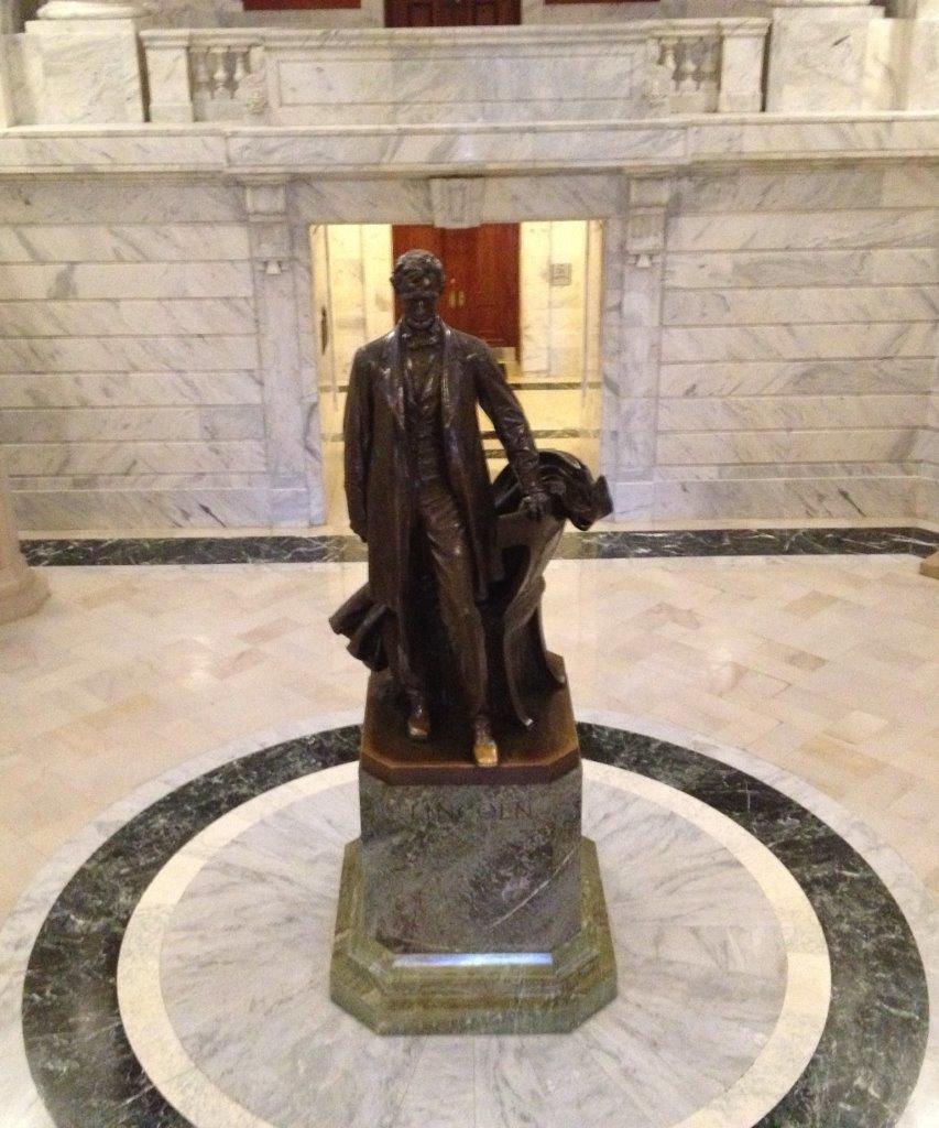 Abraham Lincoln statue in Kentucky Capitol