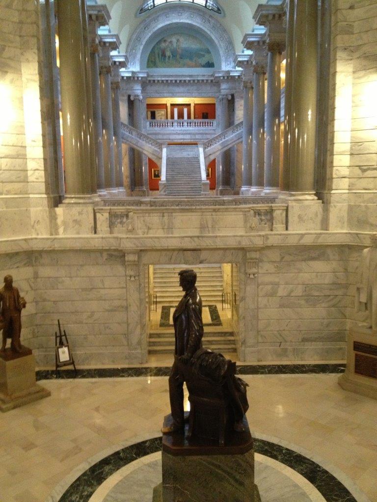Abraham Lincoln statue in Kentucky Capitol