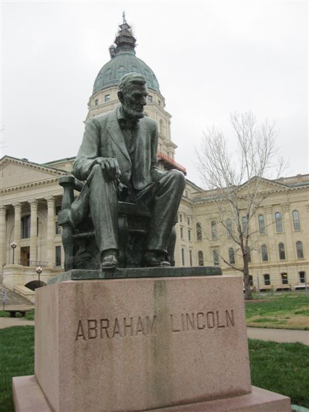 Abraham Lincoln statue at Kansas State Capitol