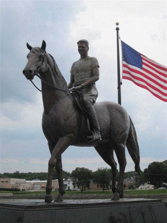Ronald Reagan equestrian statue in Dixon, Illinois