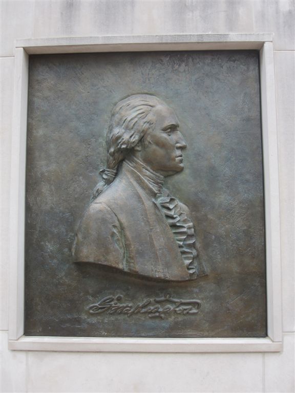George Washington image at Mt. Vernon entrance
