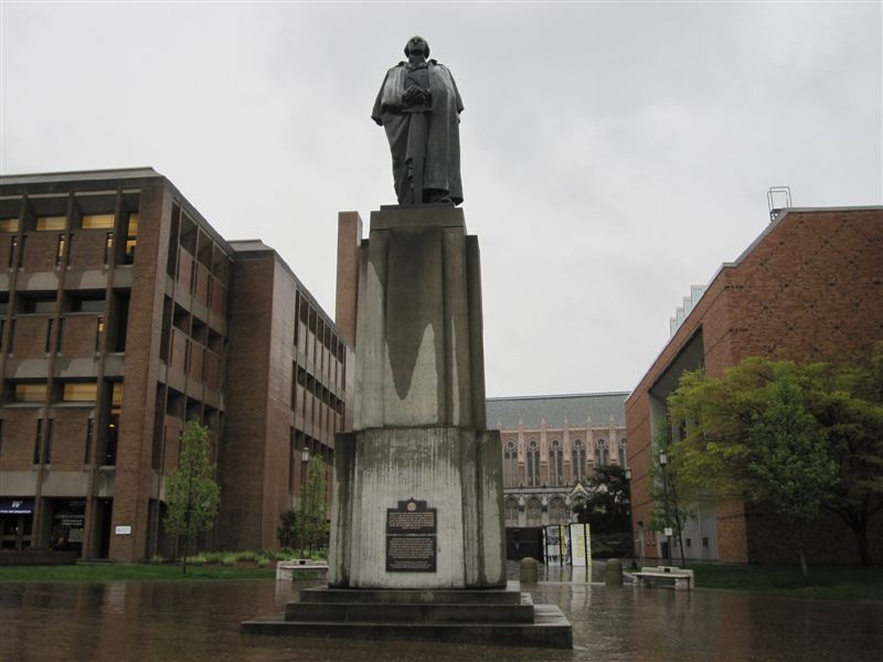 George Washington statue in Seattle at the University of Washington