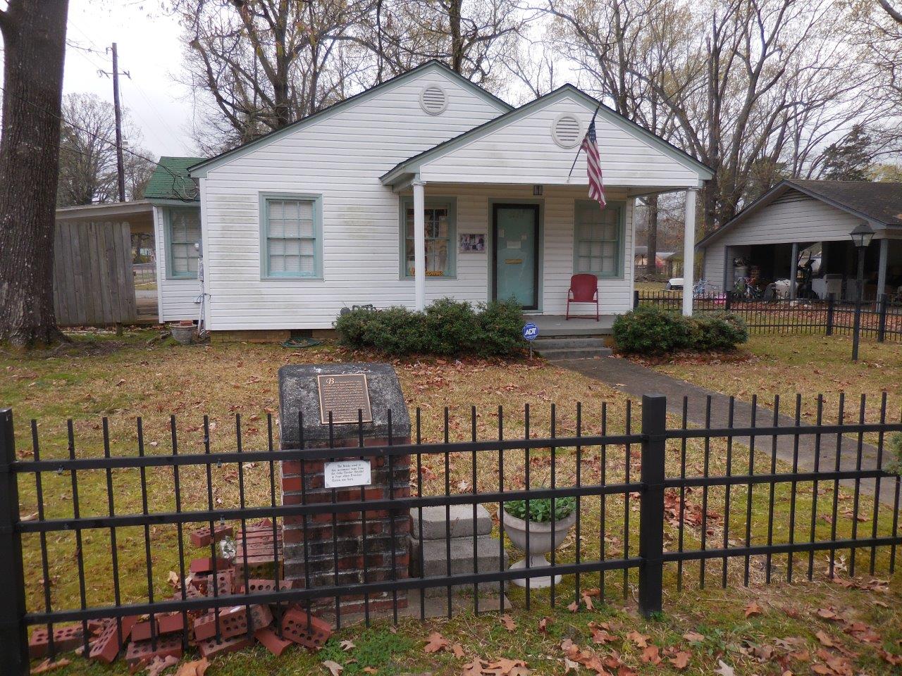 Bill Clinton boyhood home