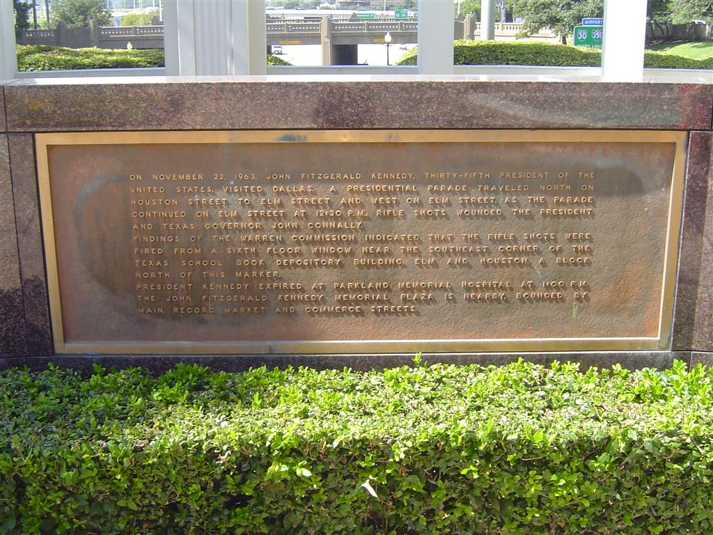 Dealey Plaza monument - Kennedy assassination site