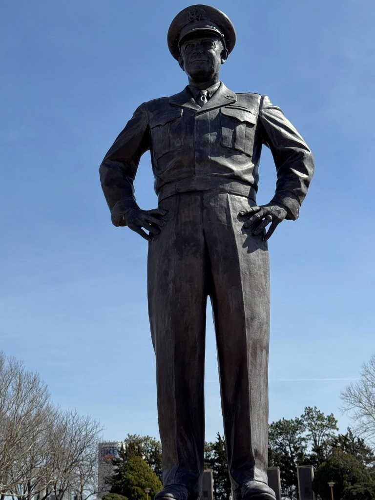 Dwight D. Eisenhower statue at Eisenhower Library