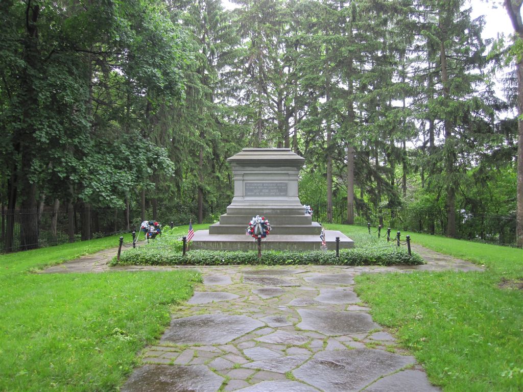 where Rutherford B. Hayes is buried