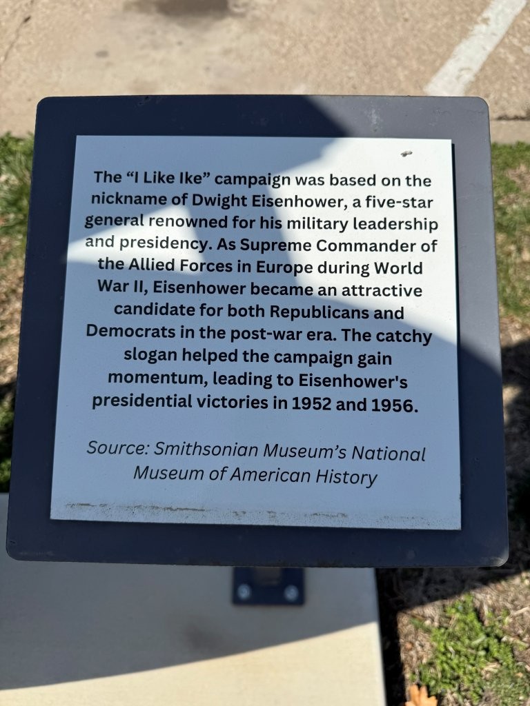 I Like Ike Button replica