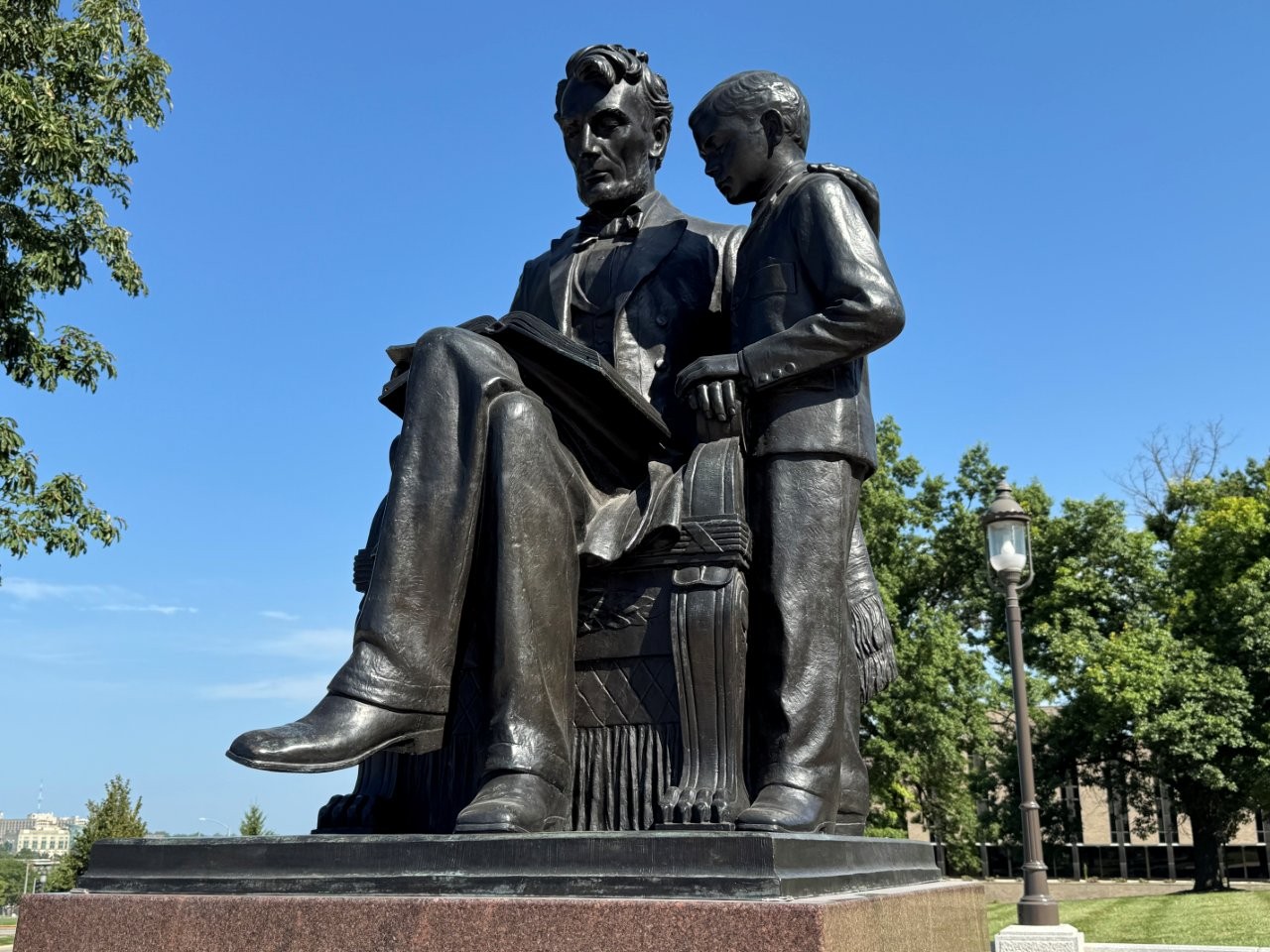 Abraham Lincoln and Tad sculpture in Des Moines, Iowa