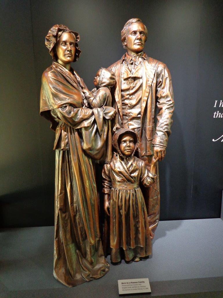 Lincoln family monument at Lincoln birthplace