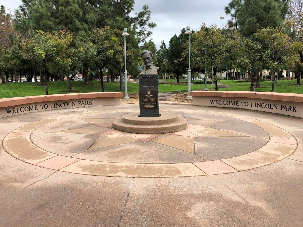 Lincoln bust in Lincoln Park in Burbank, California