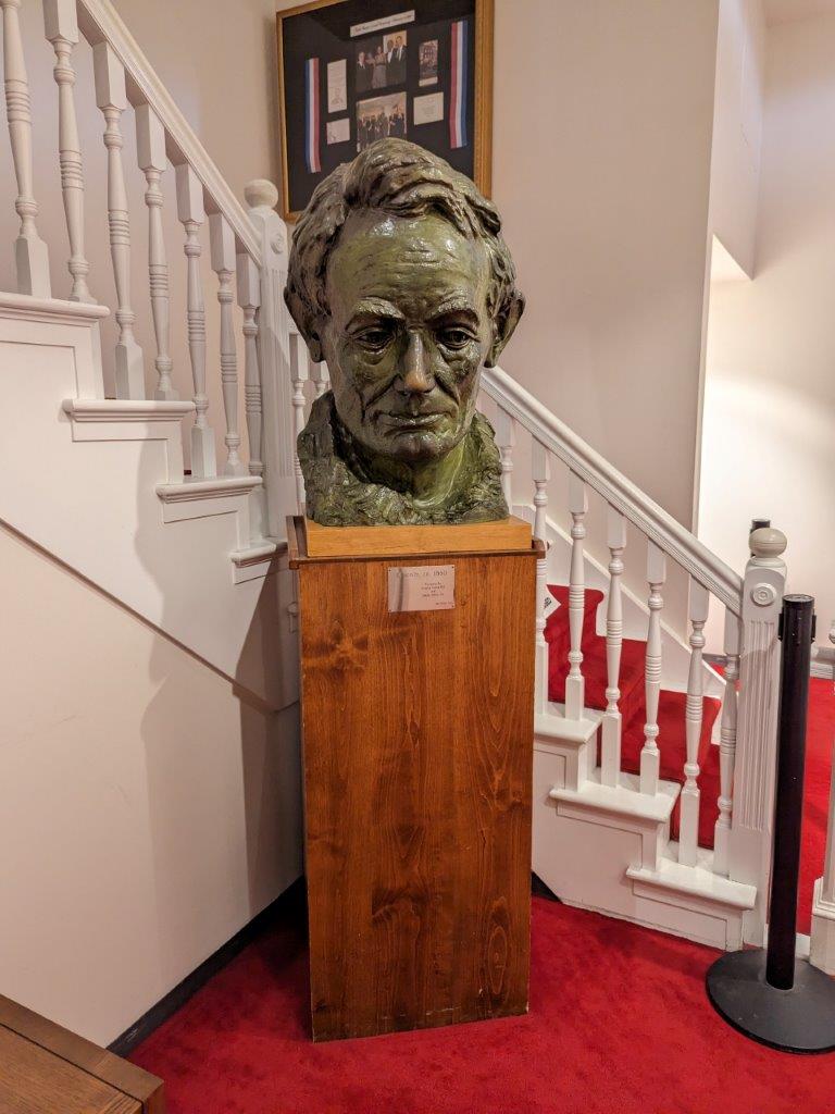 Bust of Abraham Lincoln inside Ford's Theatre