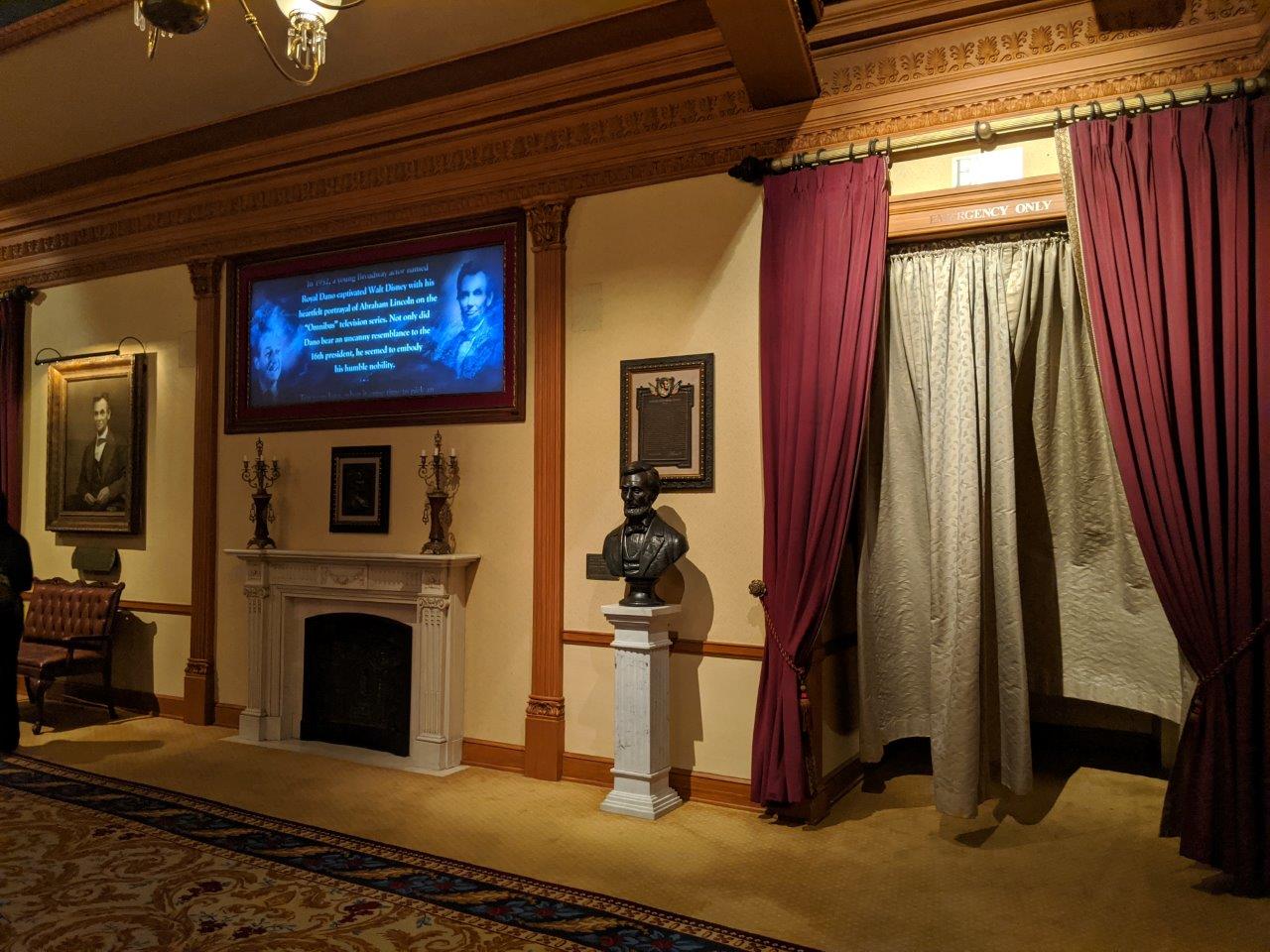 Lincoln bust at Disneyland