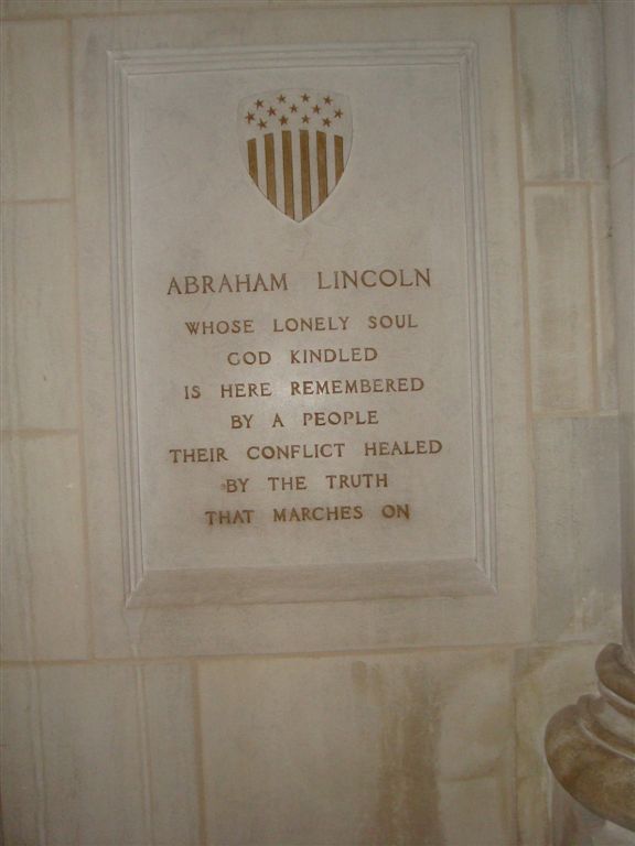 Abraham Lincoln statue in National Cathedral