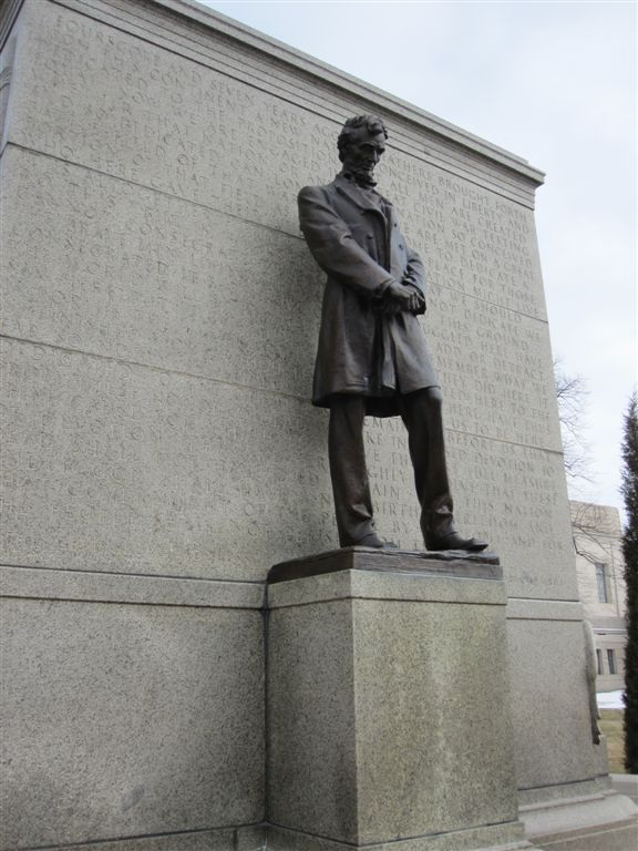 Lincoln Statue at the Nebraska State Capitol
