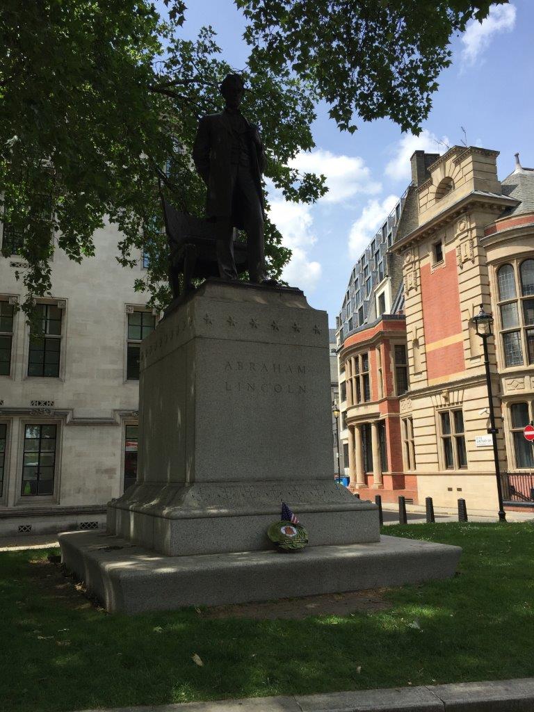 Abraham Lincoln statue in London