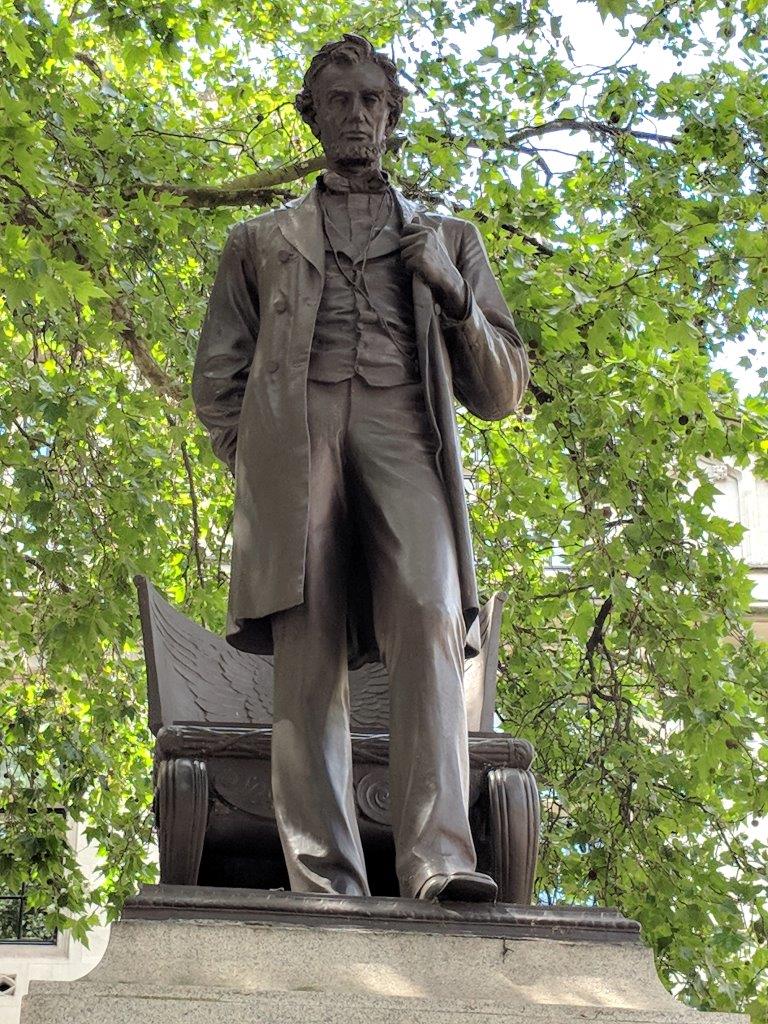 Abraham Lincoln statue in London