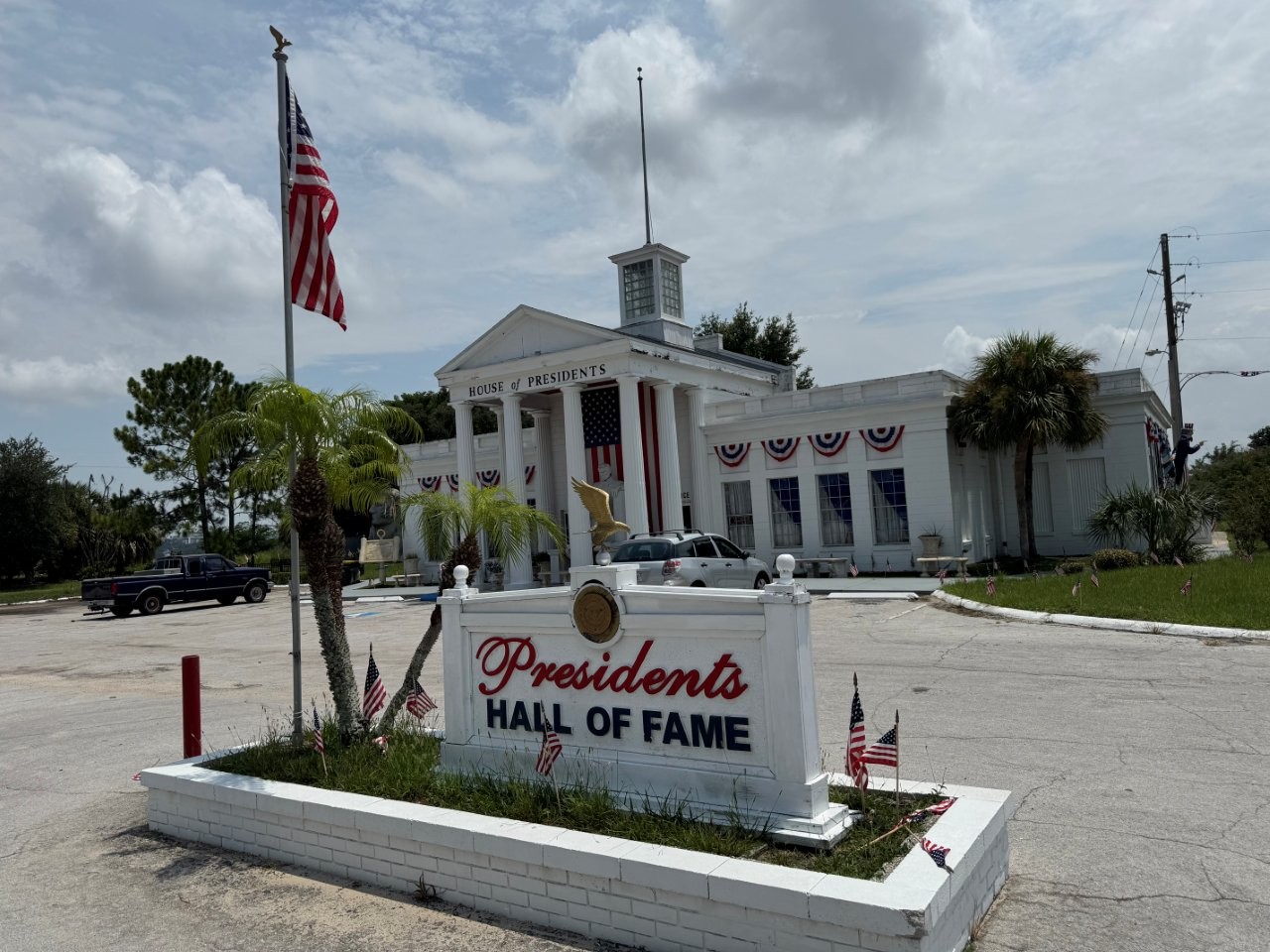Abraham Lincoln statue in Clermont, Florida