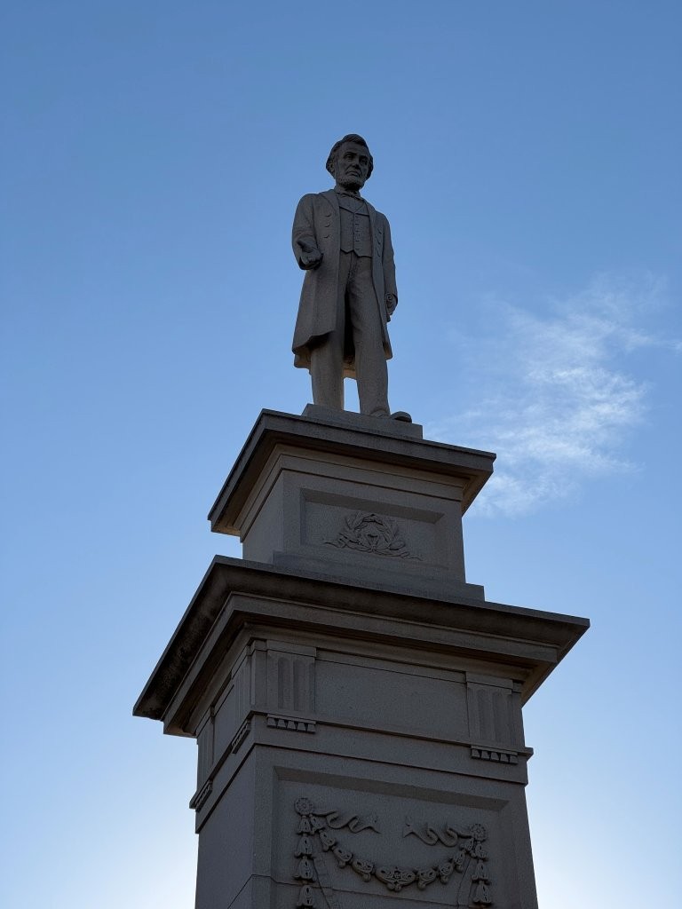Abraham Lincoln statue in Hutchinson, Kansas