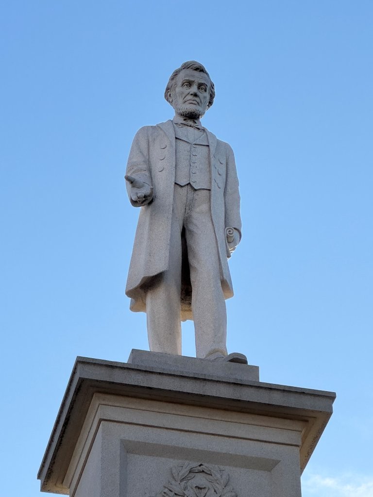 Abraham Lincoln sculpture in Hutchinson, Kansas