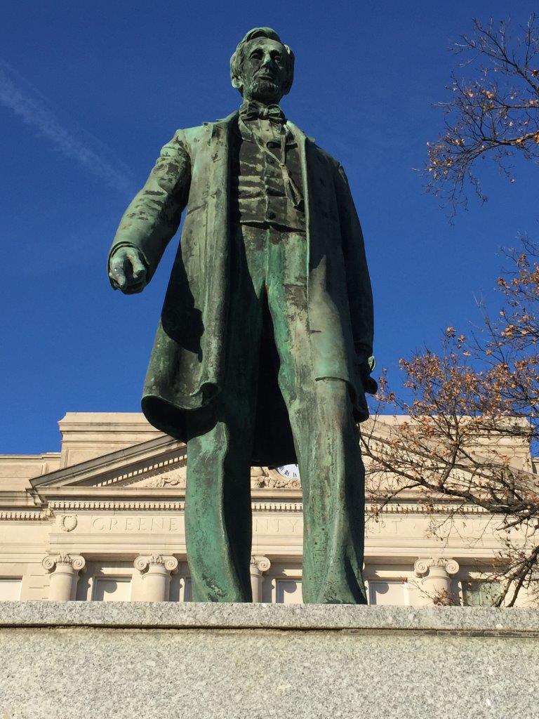 Abraham Lincoln statue in Jefferson, Iowa