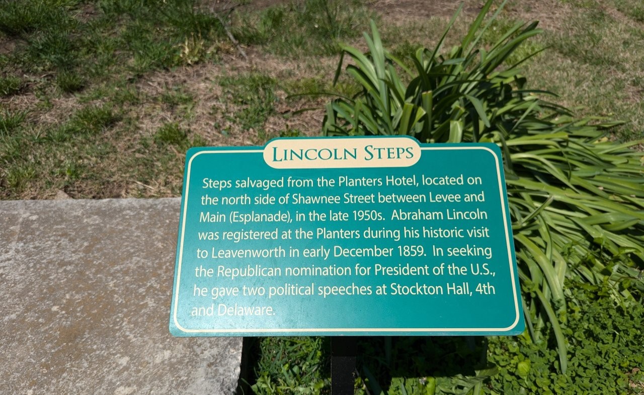 Abraham Lincoln Steps in Leavenworth, Kansas