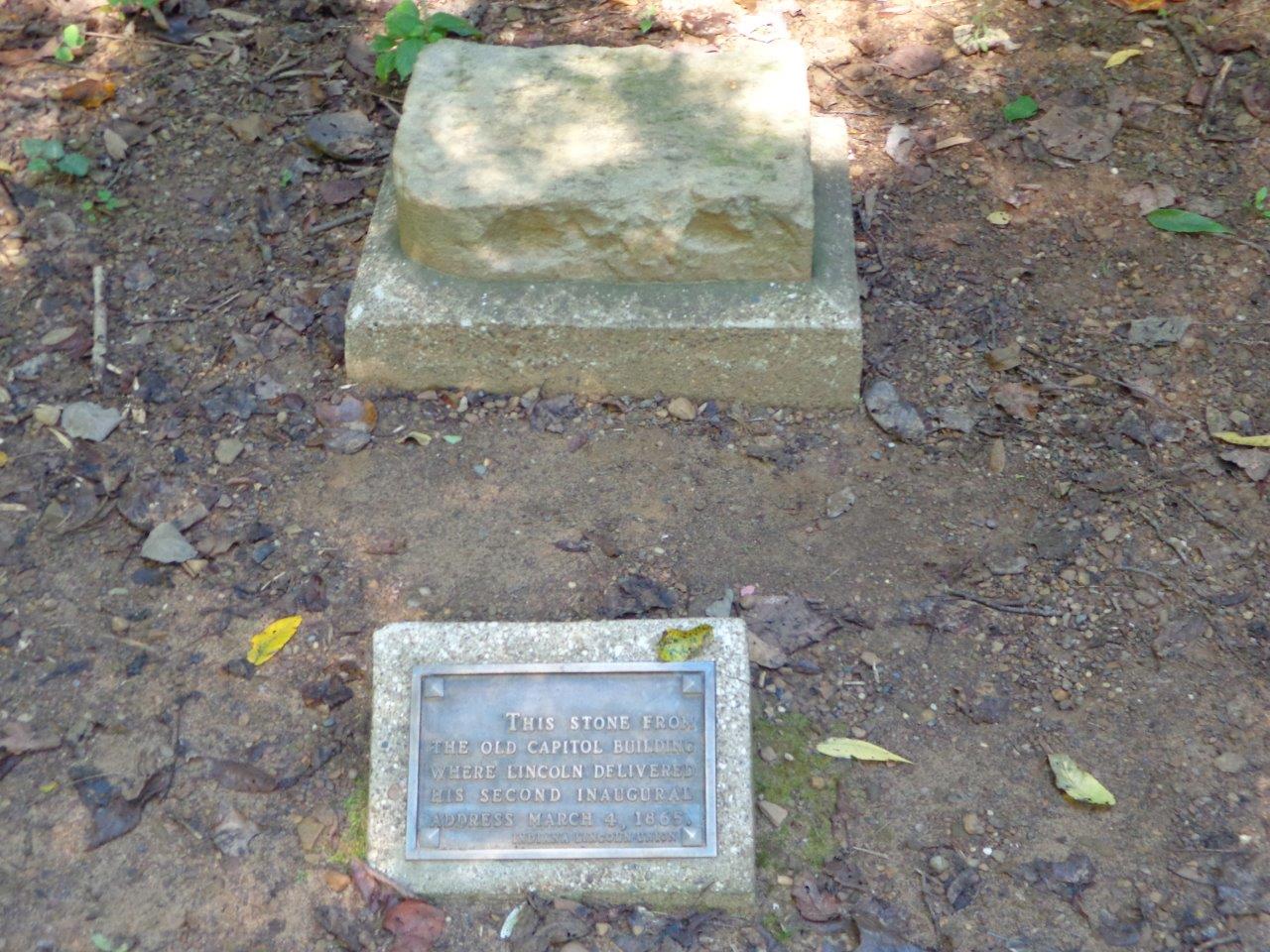 Abraham Lincoln trail of 12 stones