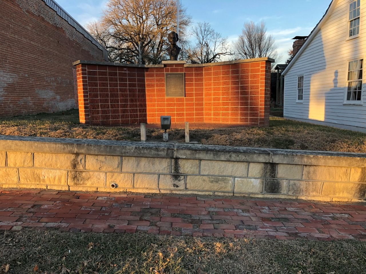 Abraham Lincoln Bust at Troy, Kansas