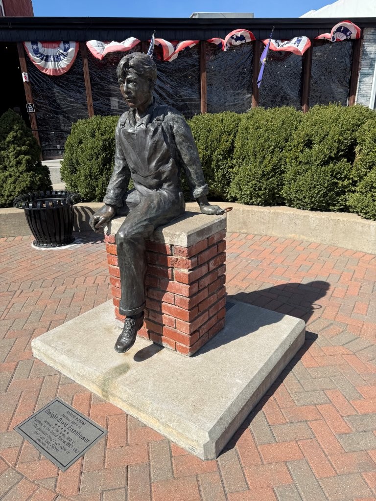Little Ike Statue in Abilene, Kansas