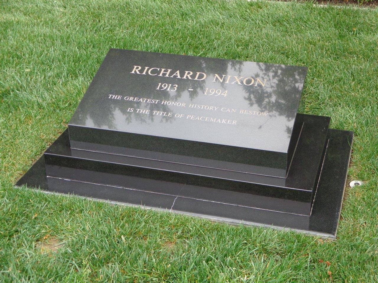 Richard Nixon tomb