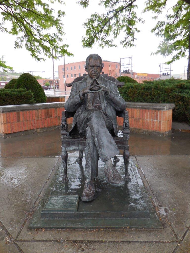 Richard Nixon statue in Rapid City, South Dakota