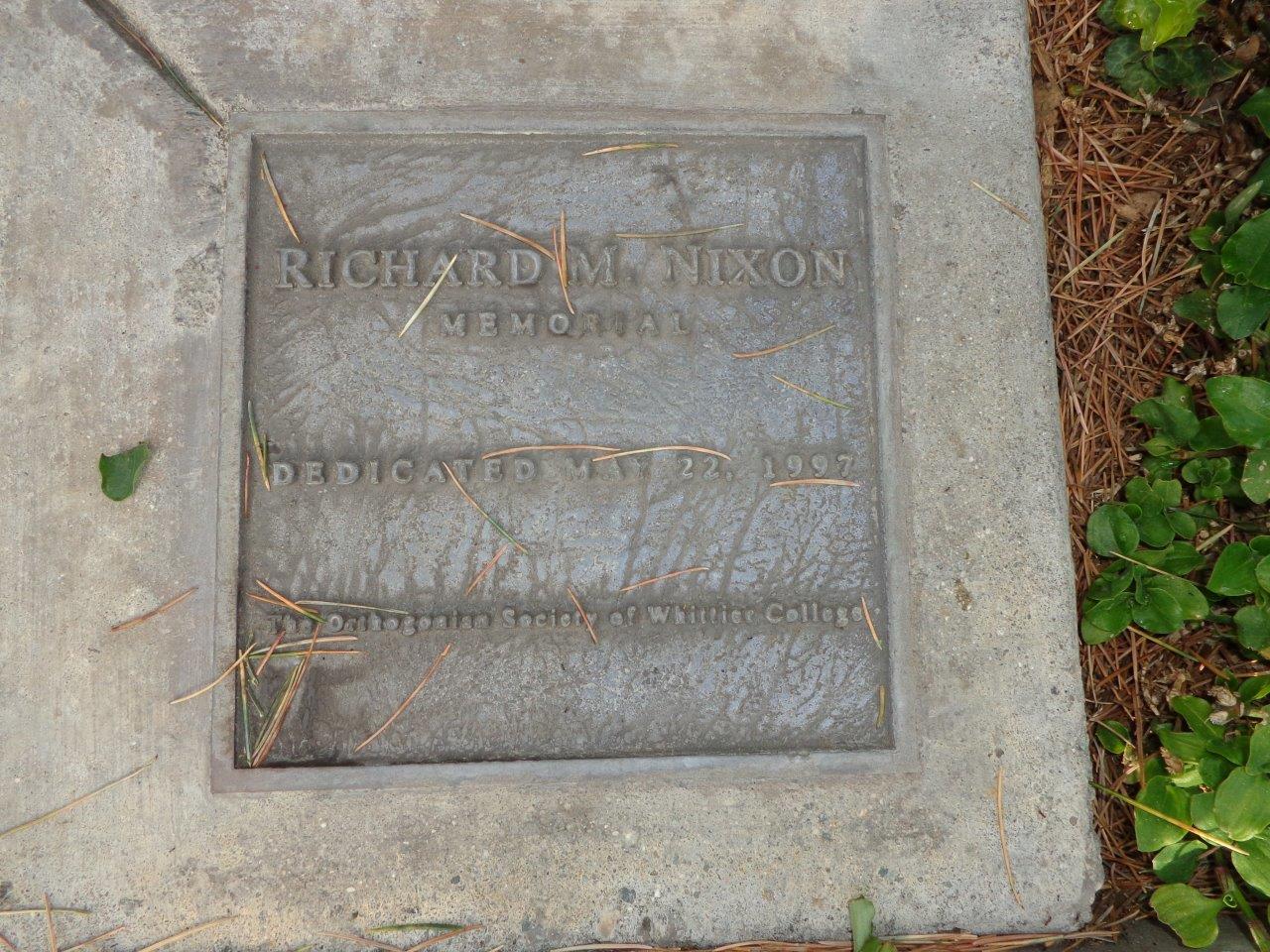 Nixon statue at Whittier College