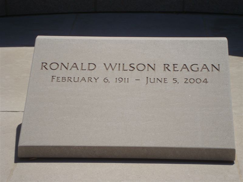Reagan grave