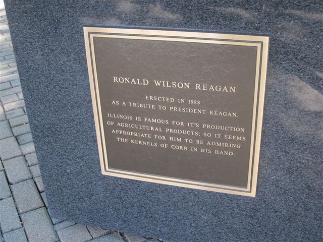 Ronald Reagan statue in Dixon, Illinois