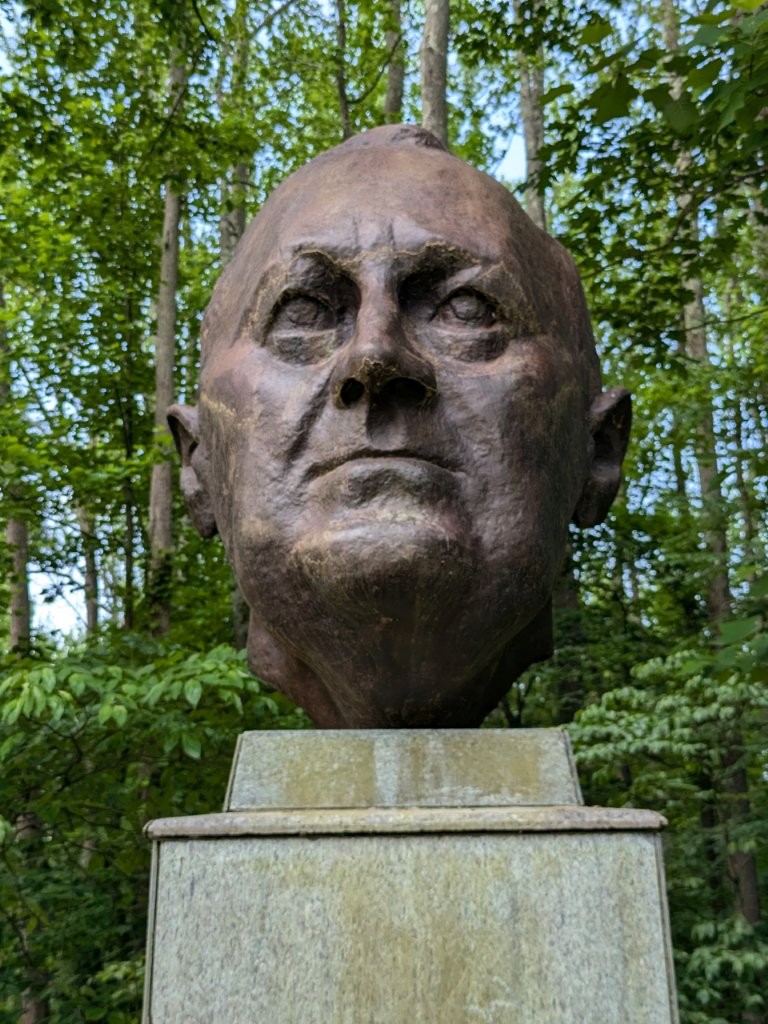 Franklin D. Roosevelt bust New Jersey