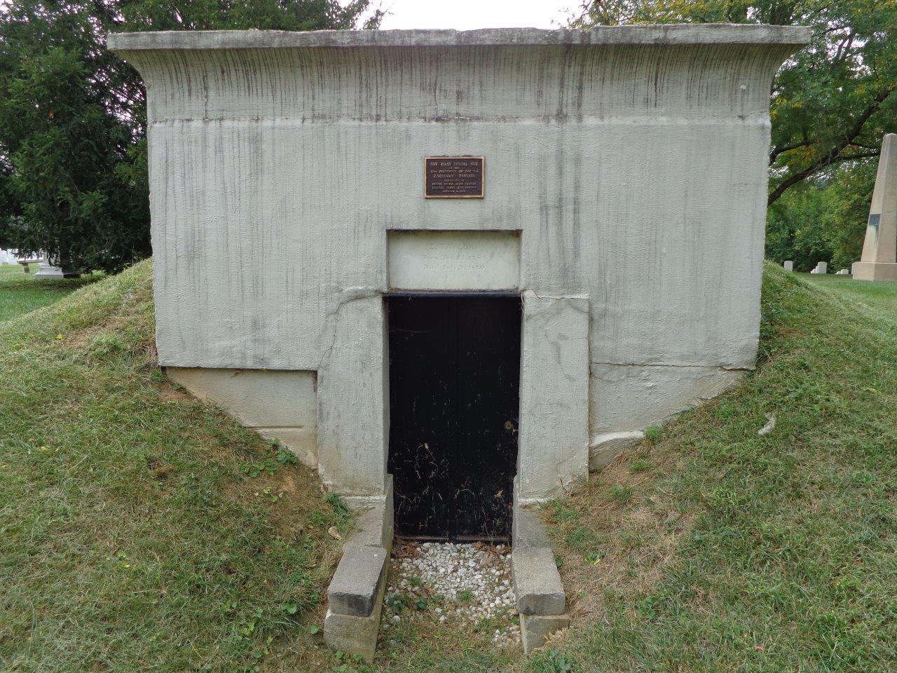 Zachary Taylor original gravesite