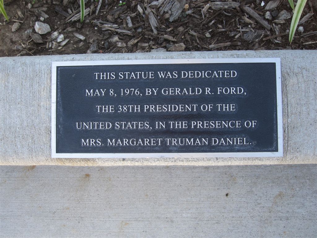 Harry Truman statue in Independence, MO