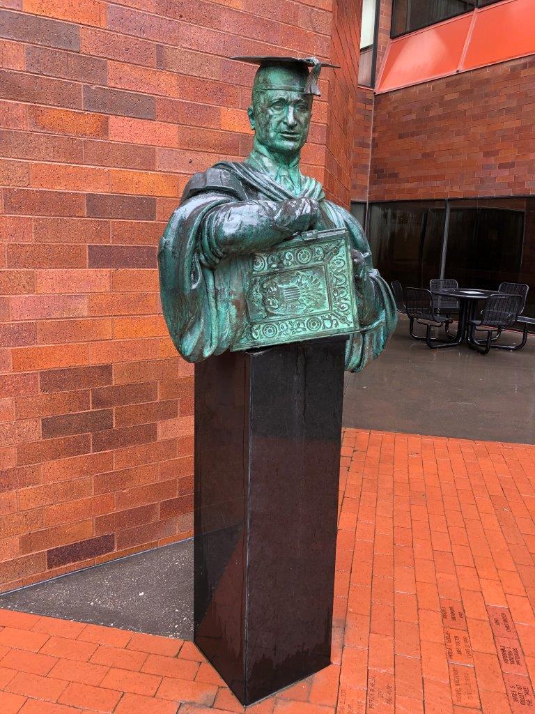 Harry Truman statue at UMKC law school