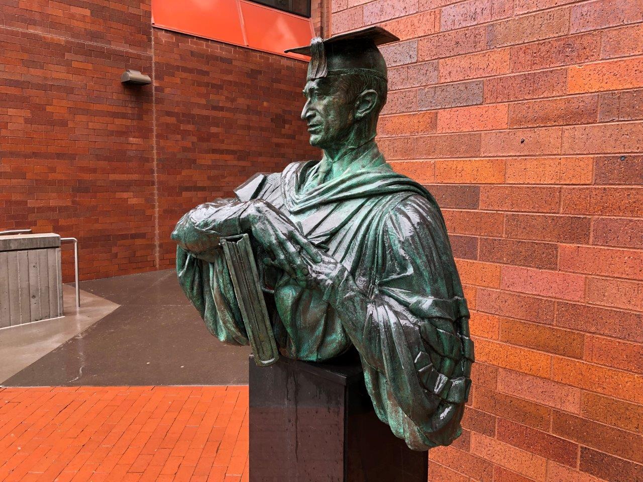 Harry Truman statue at UMKC law school