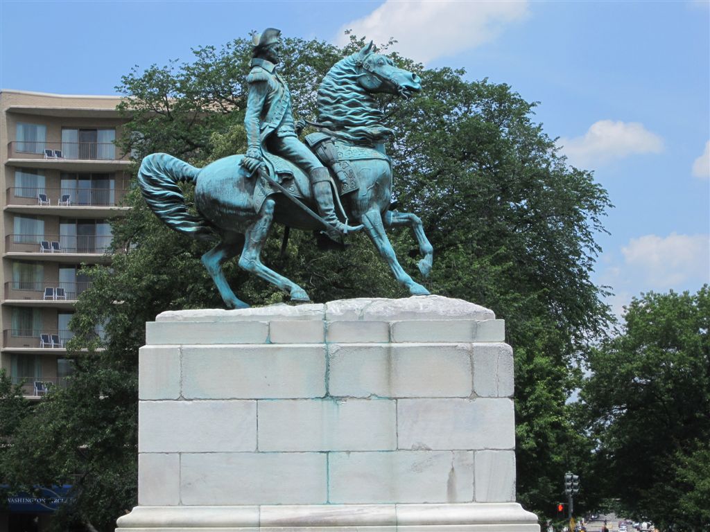 George Washington horse statue in Washington, D.C.