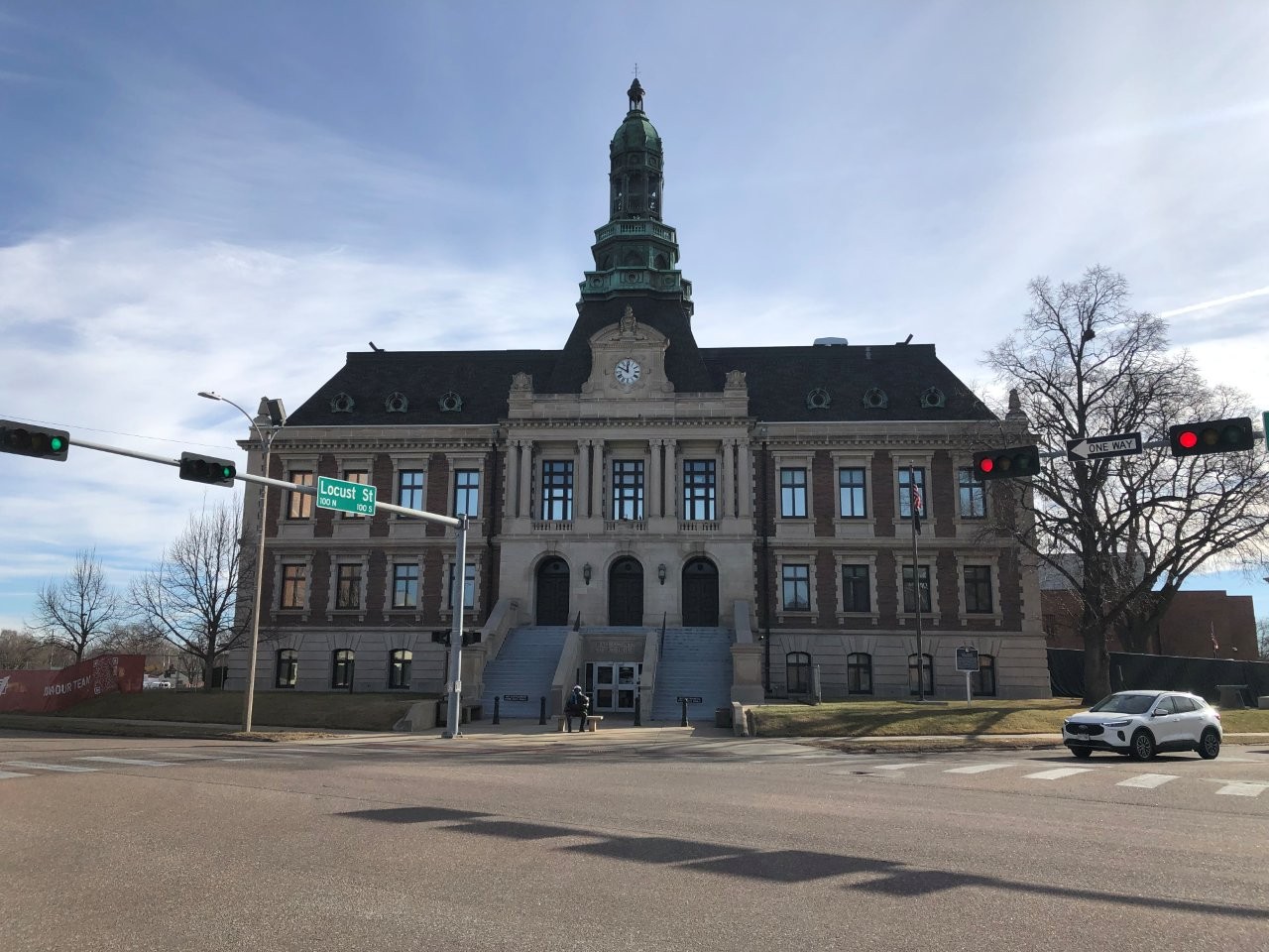 George Washington statue at the Hall County Courthouse in Grand Island, Nebraska