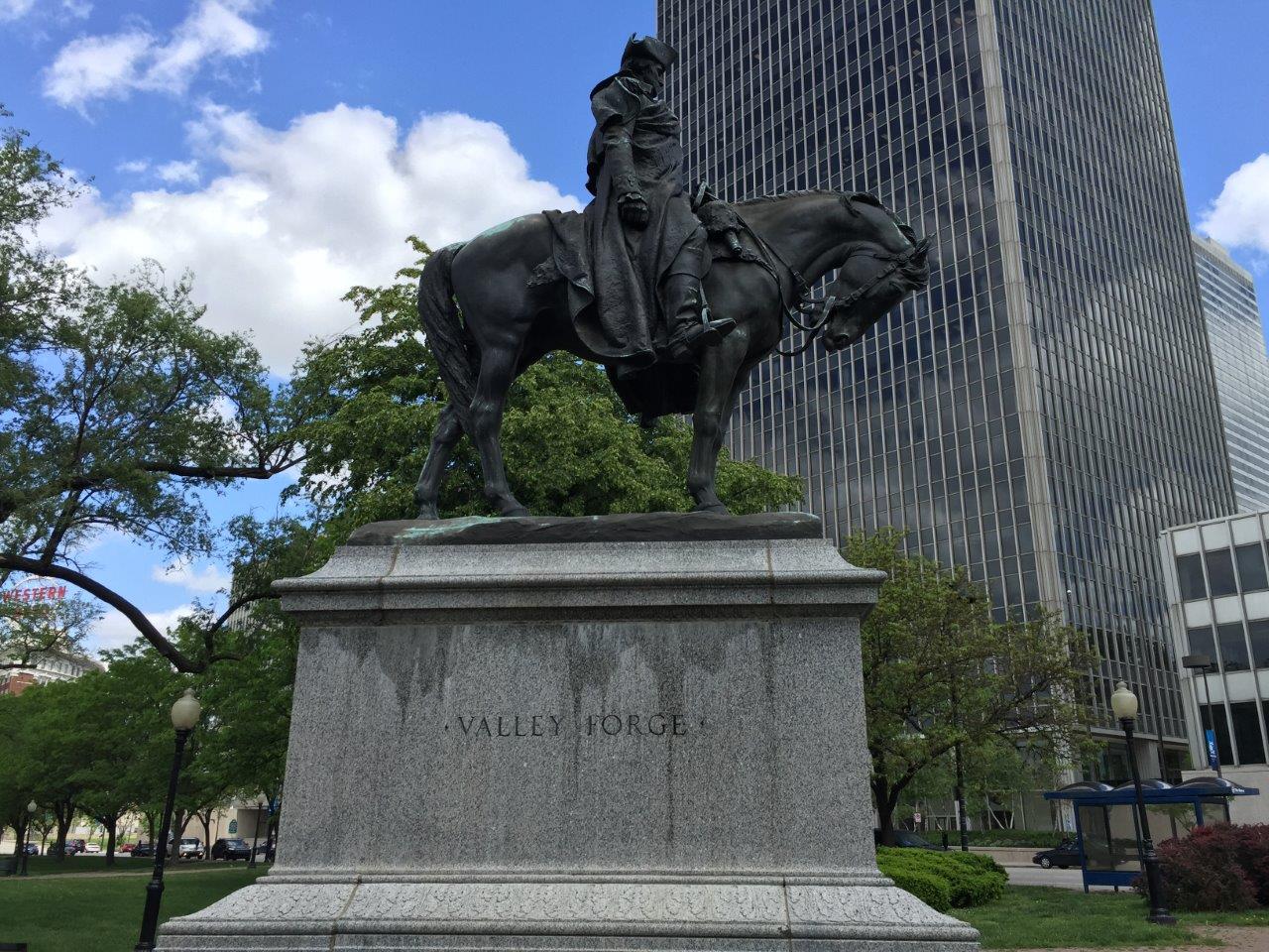 George Washington statue in Kansas City