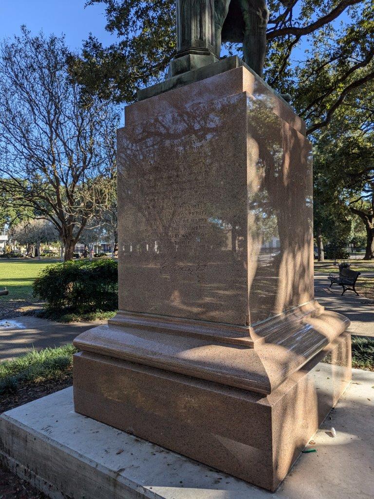 George Washington statue in New Orleans