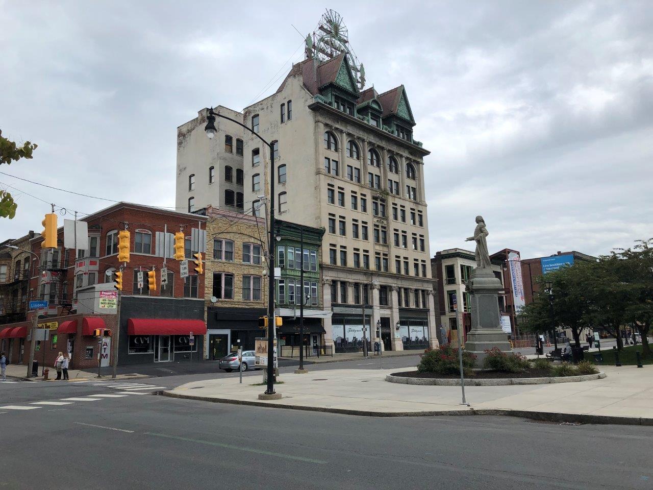 photo of George Washington statue in Scranton, PA